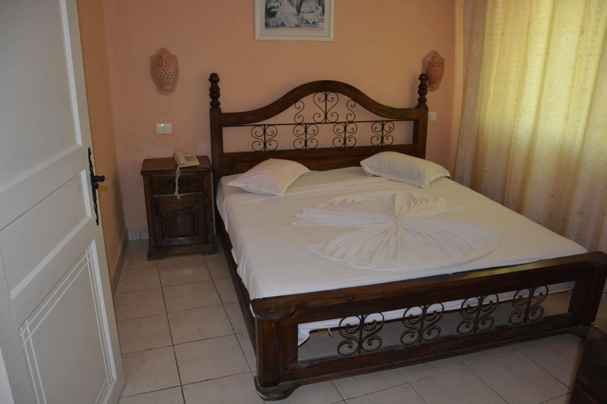 Hotel Residence Bellevue Zarzis Bagian luar foto