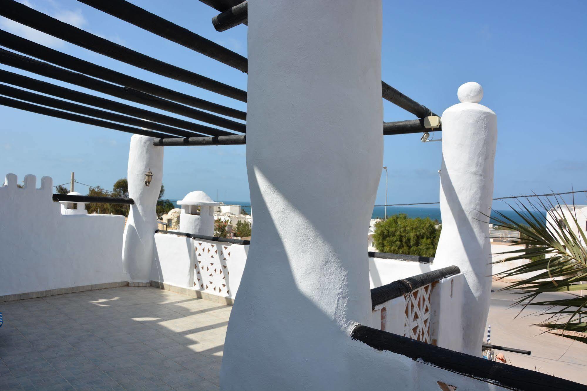 Hotel Residence Bellevue Zarzis Bagian luar foto