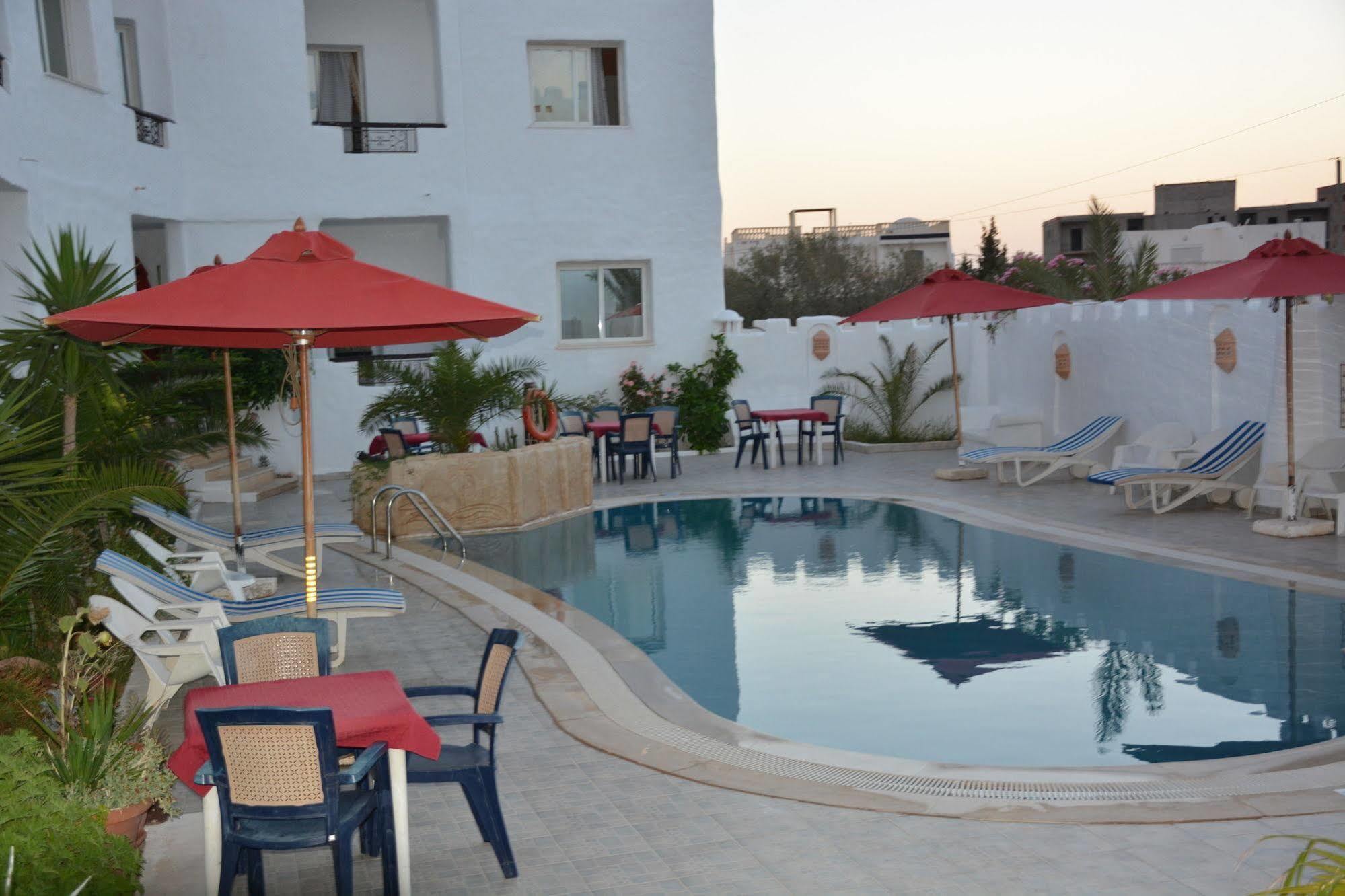 Hotel Residence Bellevue Zarzis Bagian luar foto